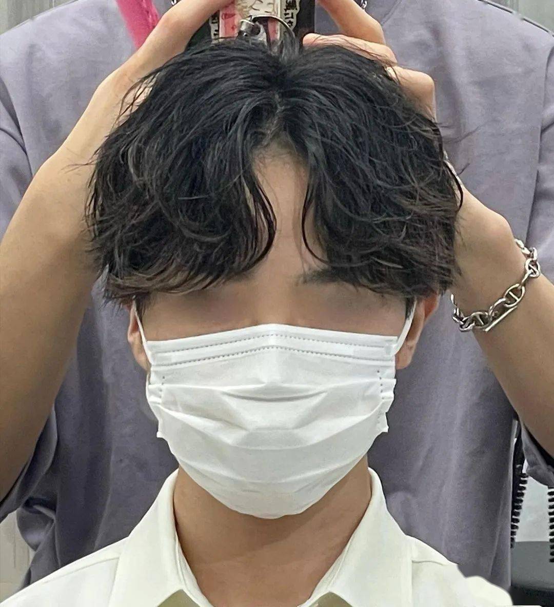 男生中分发型