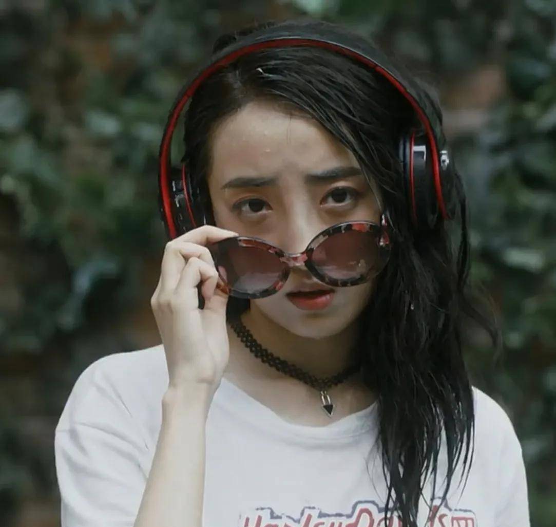 女儿是爸爸前世的情人,《装台》中爸爸大顺和女儿菊花却水火不容