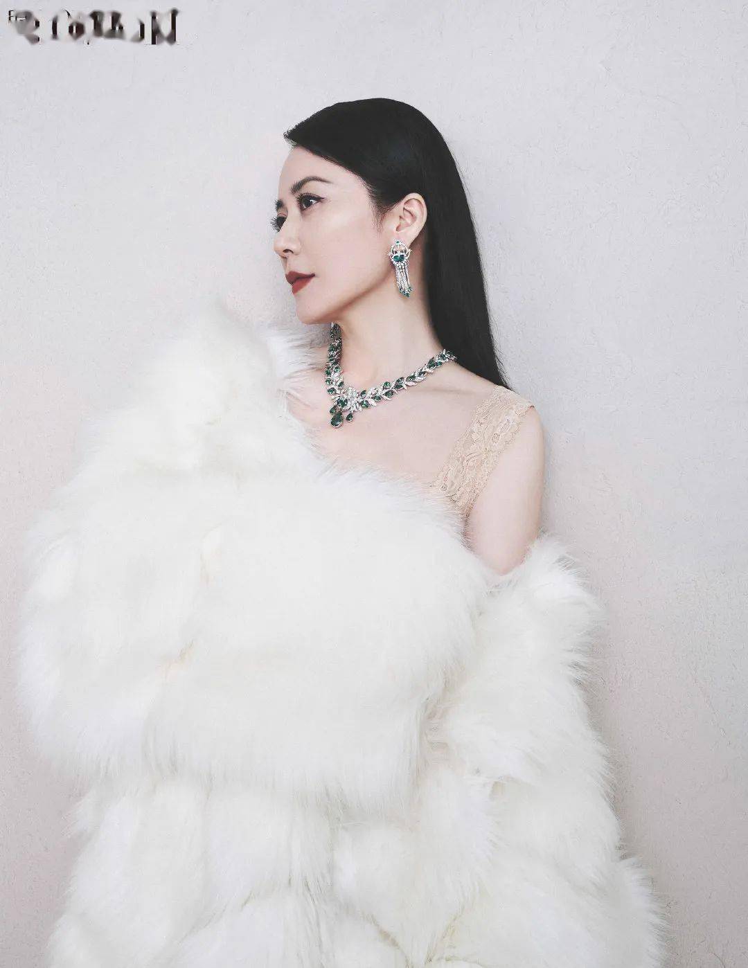 俞飞鸿,美人如斯|赏色_madame_figaro_摄影