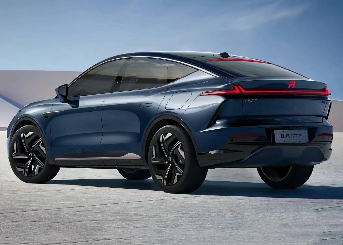 飞凡R7开启交付，质感超越Model Y，入门版性价比最高_搜狐汽车_搜狐网