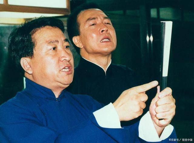 被"血性绑架"的周炜,被"道德绑架"的我们._姜昆_网络_郭德纲