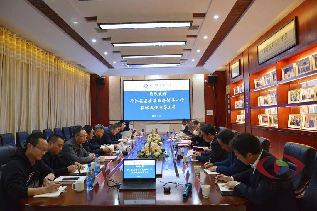 11月15日,县委副书记,政法委书记,县委教育工委书记鲁勇,副县长李三军