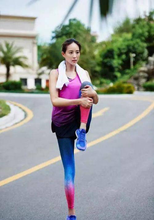 38岁张钧甯晒素颜跑步照,网友:这大概是她永远18岁的原因_运动_状态