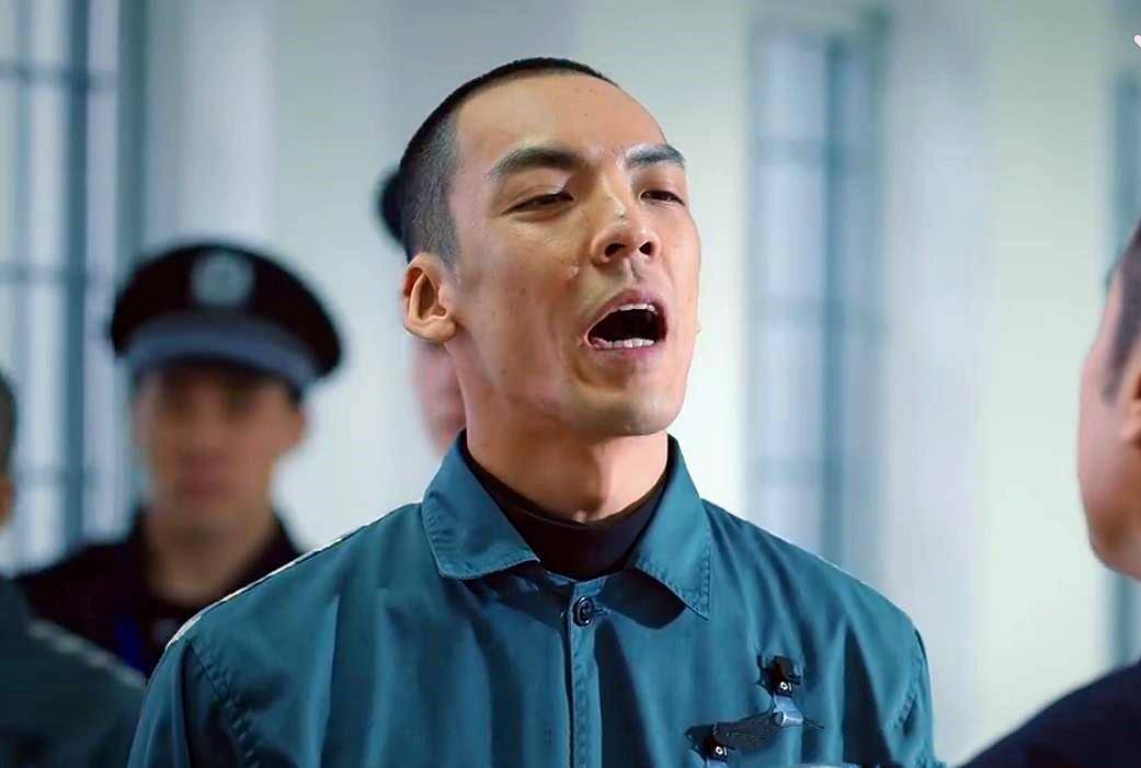 巡回检察组:白小莲沦为黄雨虹玩物?