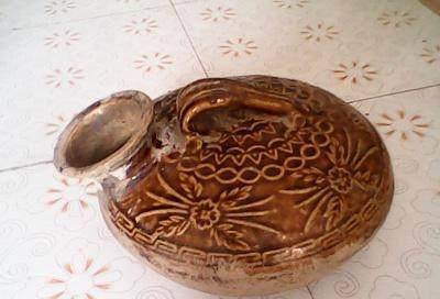 唐朝的1个夜壶上,写着2个字,揭开武则天一段黑暗历史