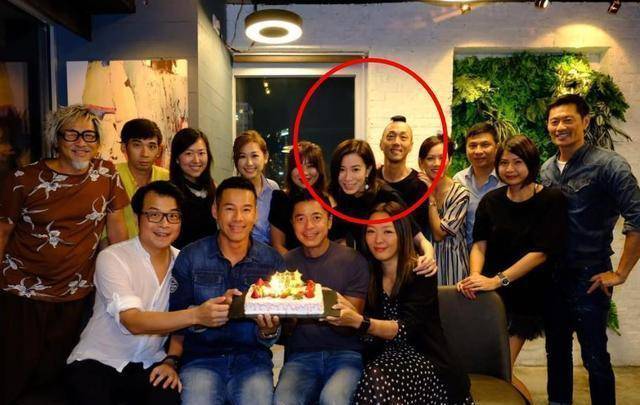 如今,戴耀明终于要组织家庭了,也就意味着他已彻底放下佘诗曼,祝福他