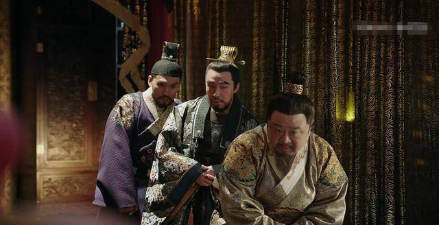 对里面的二叔感觉如何,一开始有些油腻,作为"靖难遗孤"的首领"皇爷"