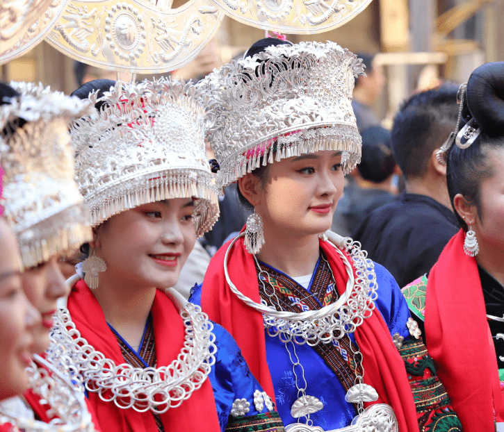现场直击 | 美女如云赛天仙,西江苗族鼓藏节圆满结束!_芦笙_苗寨_姑娘