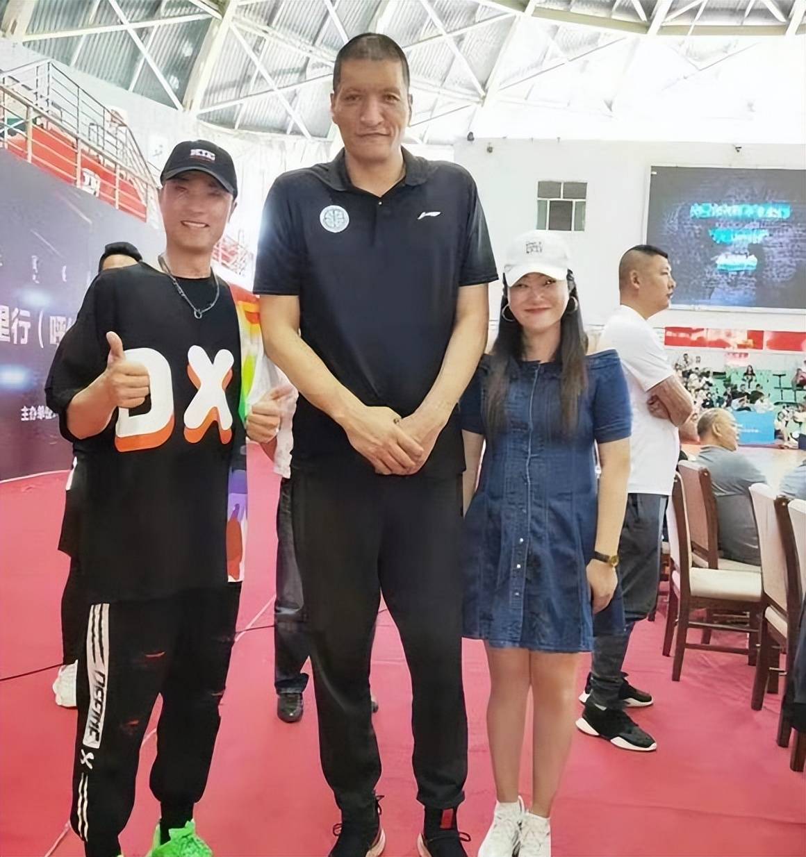 男篮巴特尔47岁现状!