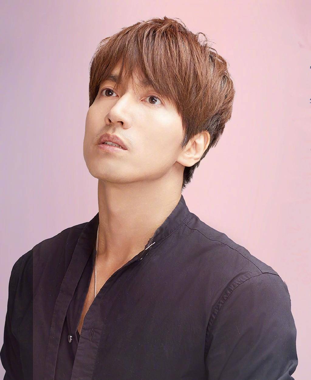 承认"道明寺"带来的迷失,44岁的言承旭坦言接受自己"不完美"