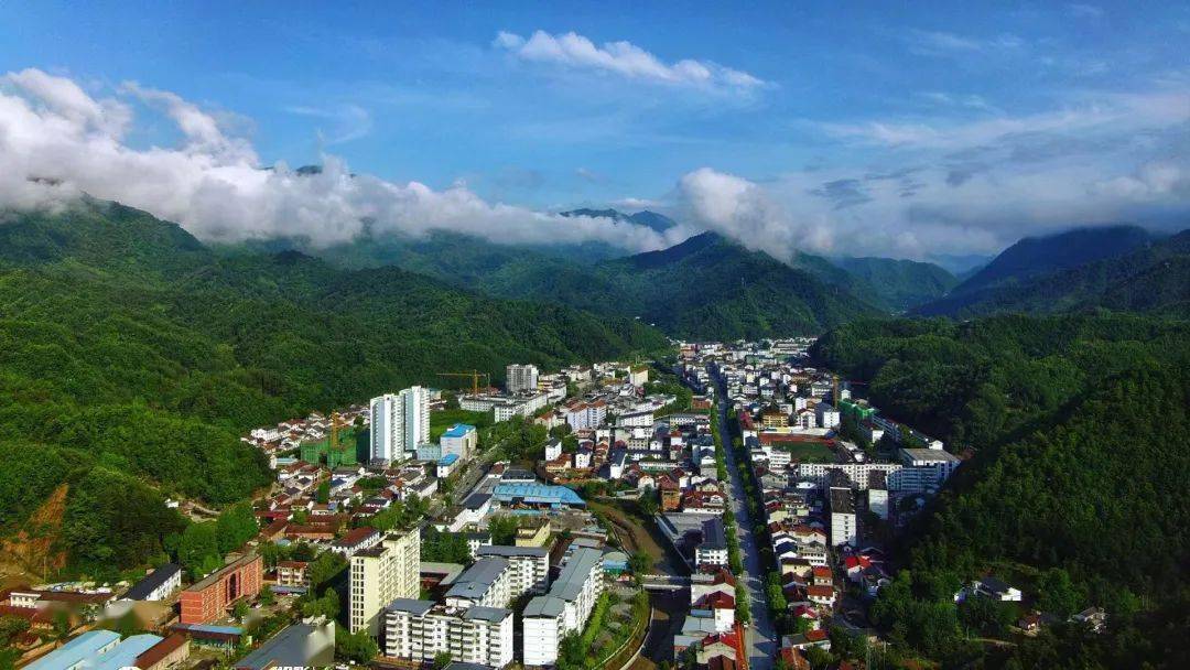 让群众的"口碑"成为最重的"奖杯"——留坝县"五个三"机制抓作风促发展