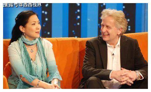 沈丹萍的丈夫是外国人,名字叫乌韦