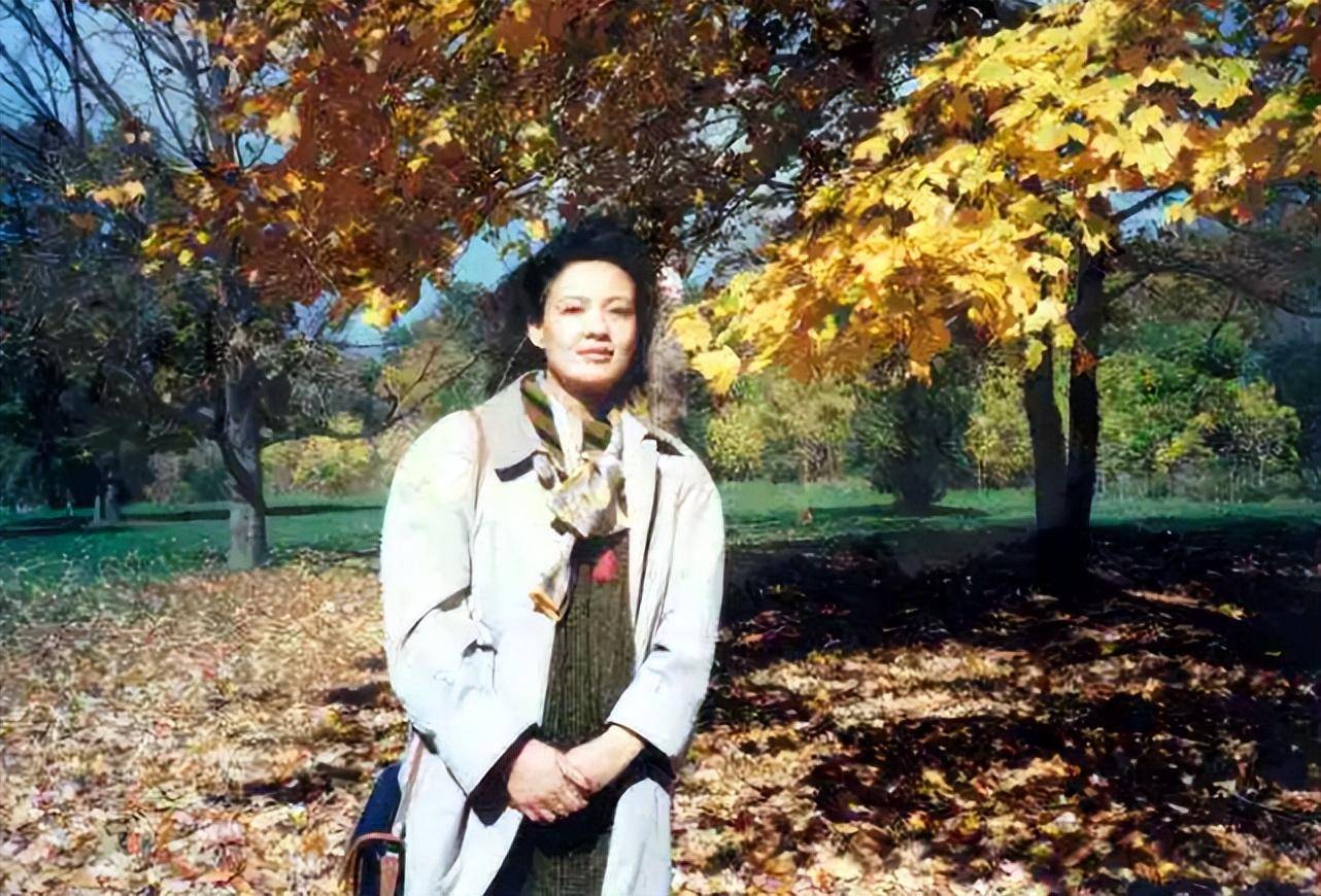 传奇张兰离婚35年：爱上摄影家，弟弟惨死，前夫单身有泪_汪则翰_儿子_母亲