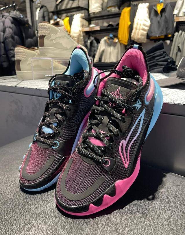 李宁巴特勒一代签名球鞋"黑南海岸"配色来袭_设计_产品_科技