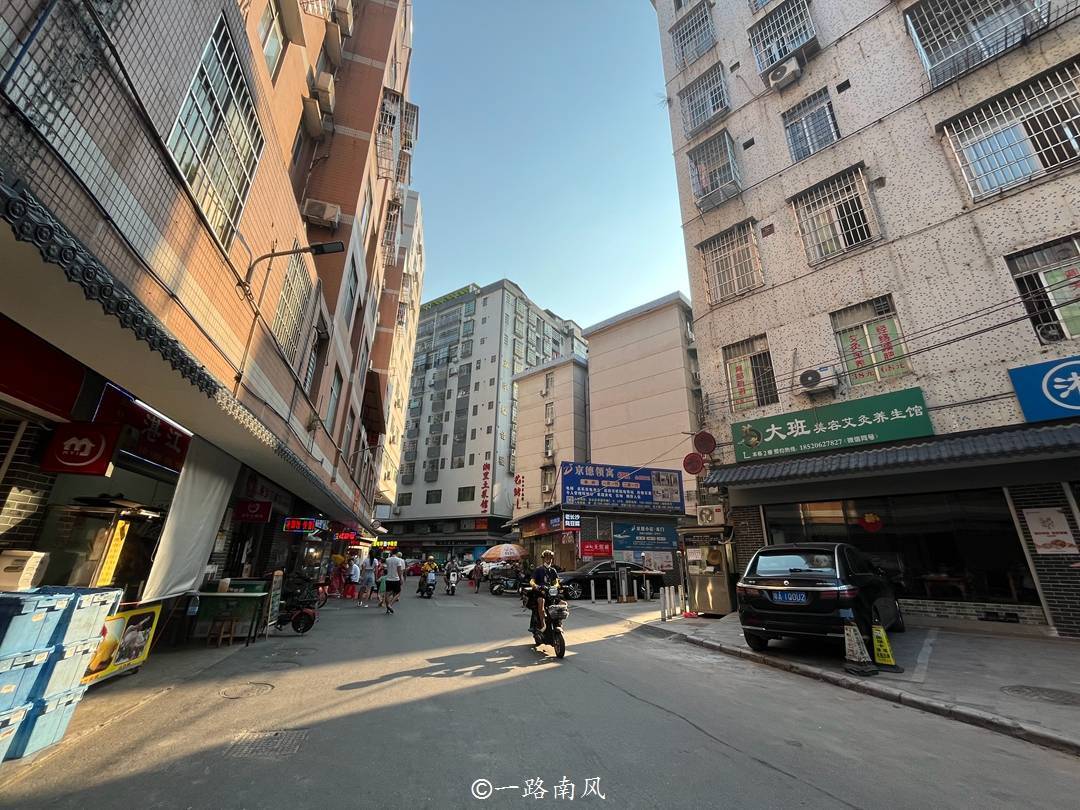 实拍广州白云区著名城中村,旁边就是地铁站,租户来自全国各地_溪村