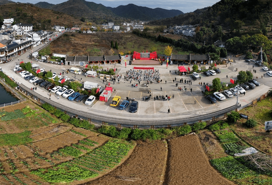 红枫节中不容错过的景致~_南屏乡_游客_产品