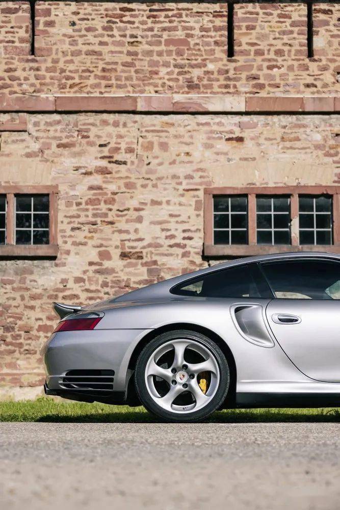 911的创新先驱:996世代保时捷911迎来25周年纪念_搜狐汽车_搜狐网