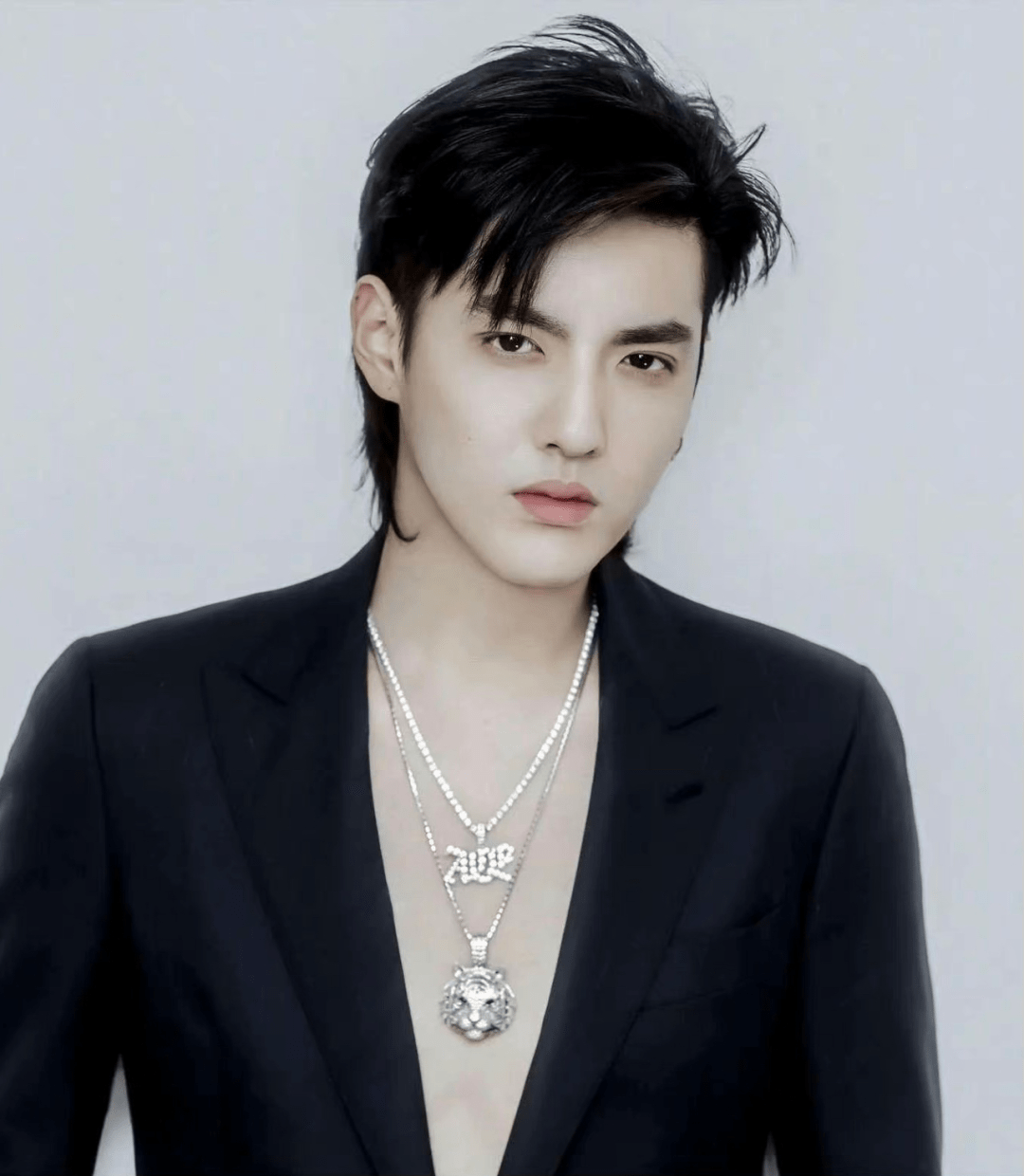 一问一答 | 吴亦凡,都美竹,买超张嘉倪,强奸罪男星,汪小菲大s,张颖颖