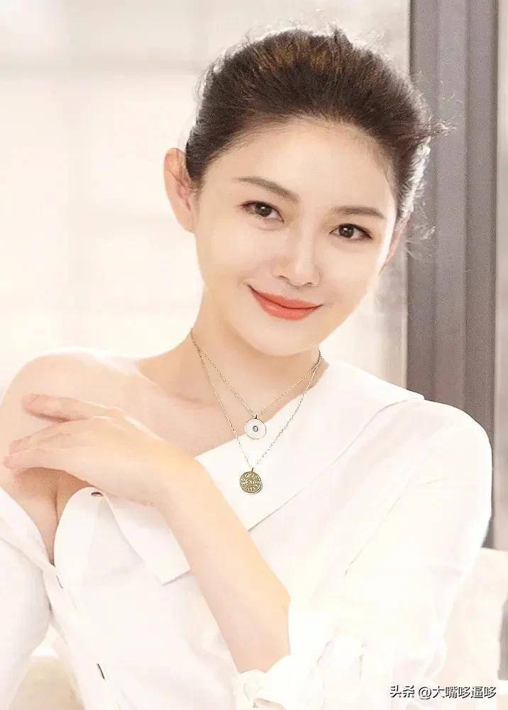 大s纯美照合集:看完便知汪小菲为啥沦陷,附人物故事,值得珍藏_徐熙媛