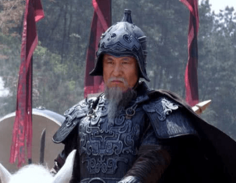 第三位是肖荣生版本的赵云,这是《军师联盟》中的人物,大家在看到他第