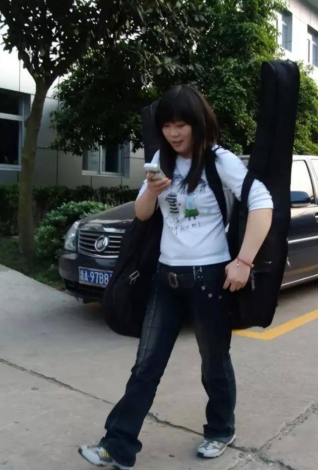 任月丽_北京_吉他