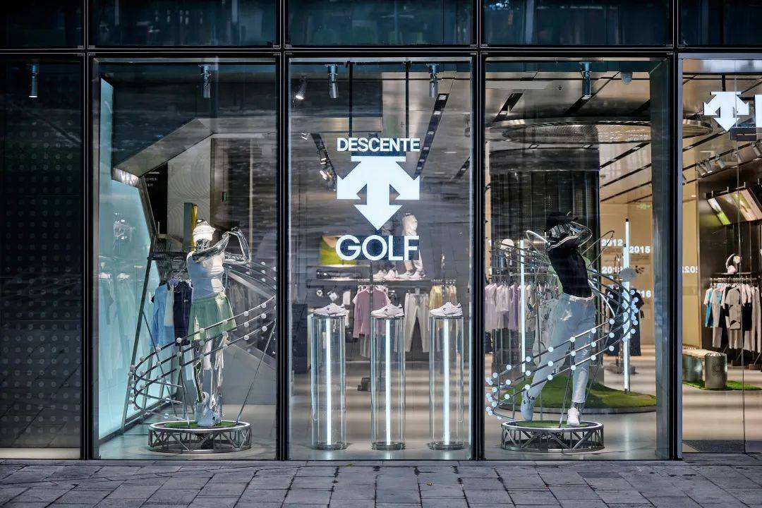 迪桑特descente最新golf形象店,带你即刻挥杆!_运动_行动_高尔夫
