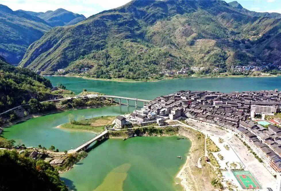 包括沿河土家族自治县在内的贵州省最后9个深度贫困县退出贫困县序列