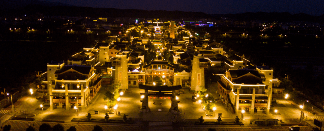 北川巴拿恰夜景图片