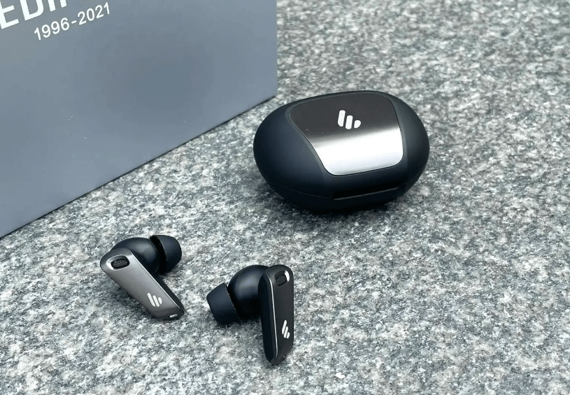 平价好用的蓝牙耳机牌子是哪个?四款平价好用的蓝牙耳机推荐