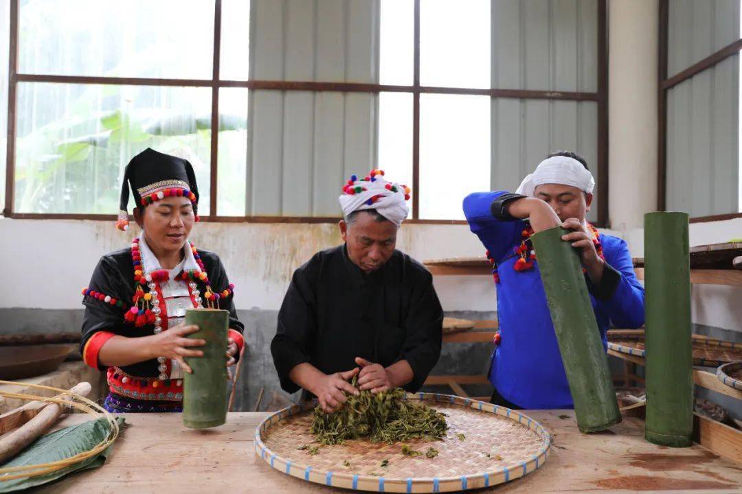 德昂族酸茶制作技艺晋"世界非遗"_茶叶_项目_德宏州