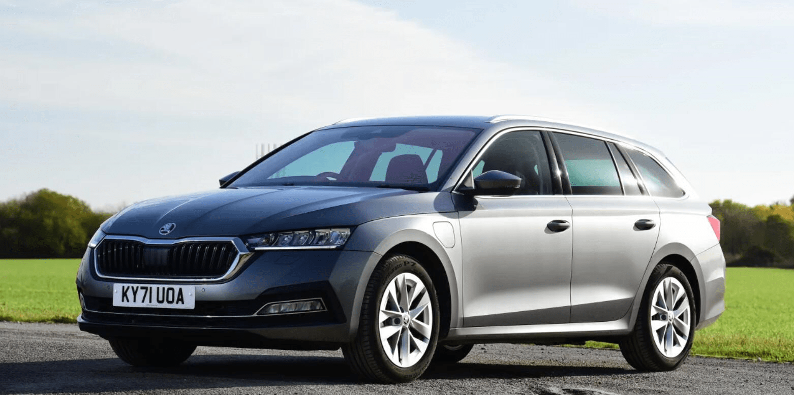 搭载插电混动总成,2022款斯柯达明锐旅行版phev大量实拍图发布_搜狐