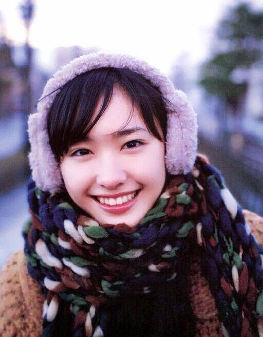 当模特的时候,新垣结衣的笑容就很受欢迎.