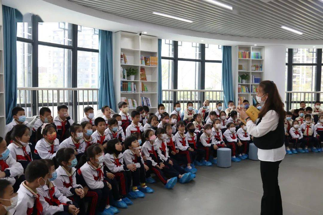 仪式金海二小03▲2022年11月7日,翔安区图书馆,金山小学"超阅21天"(第