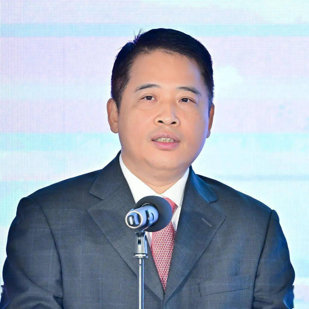 向各大高校毕业生,全球英才市委副书记,市长黄志豪开幕式上,人才聚