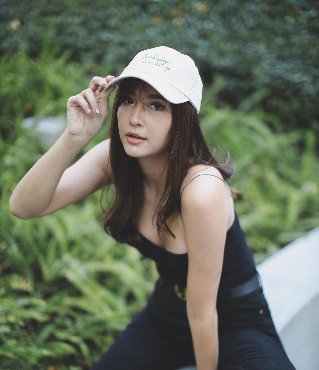 单身的美女果真很抢手,泰星marie被爆与pitt正在交往中_gun_网友_泰娱