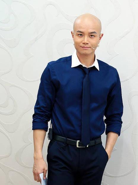 3次婚姻4次创业,得罪5大腕后想当和尚,乐嘉自毁路上的疯狂往事_培训