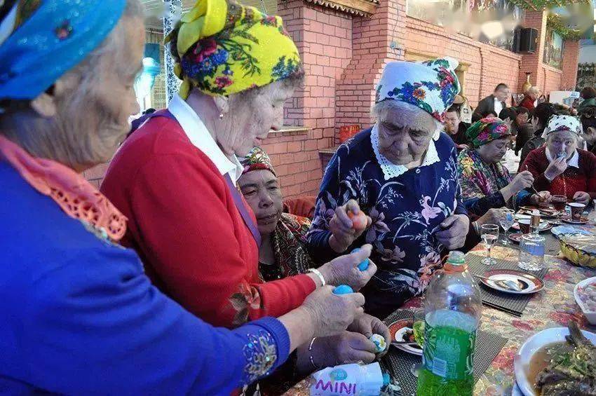 俄罗斯族人的巴斯克节:传承百年的华俄后裔民族文化_全球_中国_友大