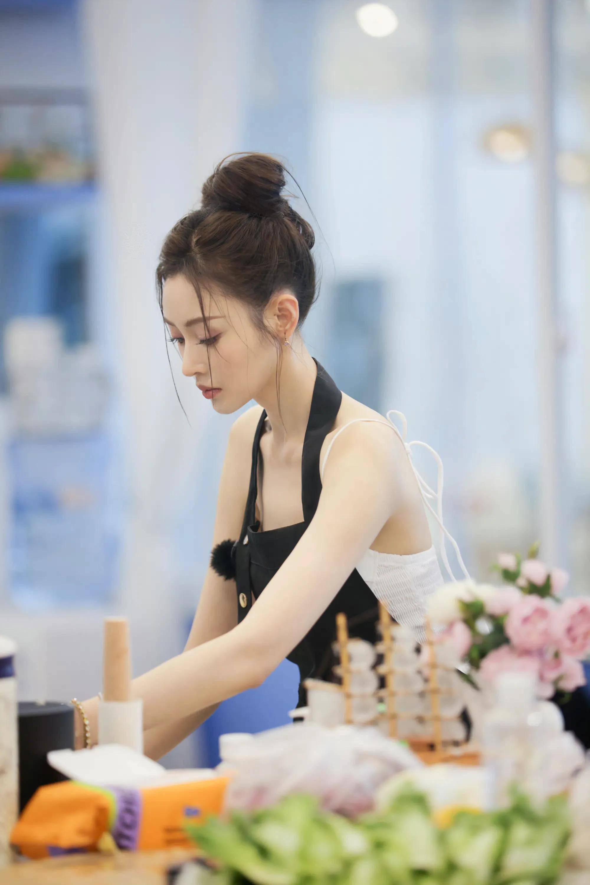 女明星张天爱时尚写真:气质女神,颜值担当