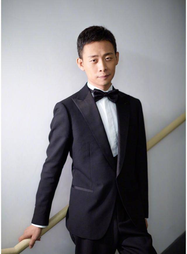 演技派男星张译,娶大5岁的二婚妻,与恋母无关_钱琳琳_广播电台_父母
