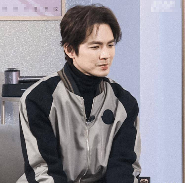 钟汉良不愧是冻龄男神,出镜镜头下的他,完全看不出有46岁了_状态