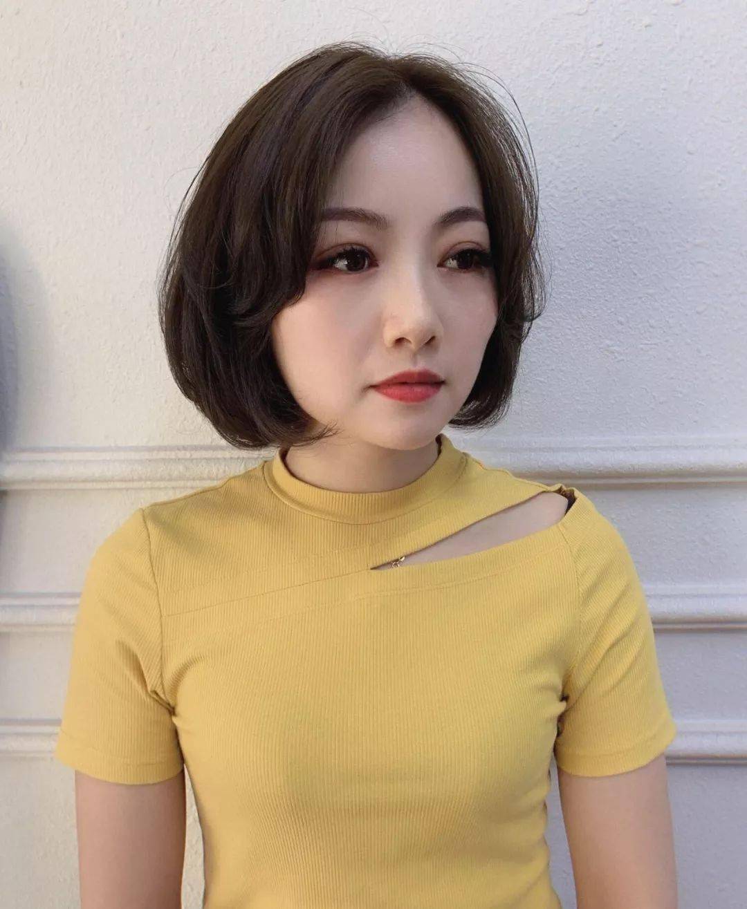 "空气bob短发"_经典_发型_星座