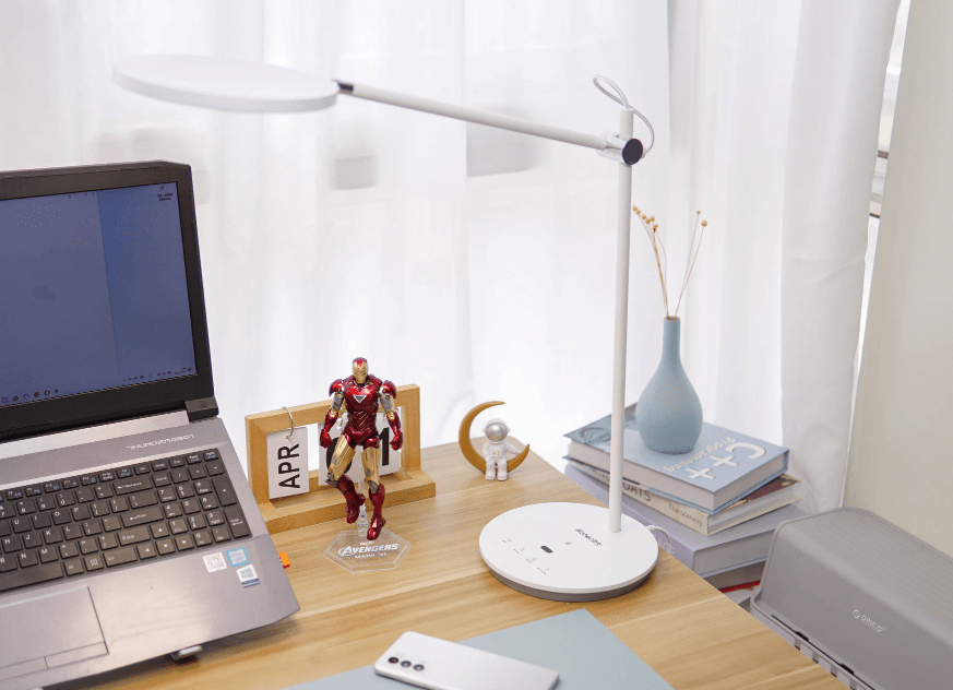 开台灯对孩子眼睛散光好吗?2022最新科普散光能不能用台灯