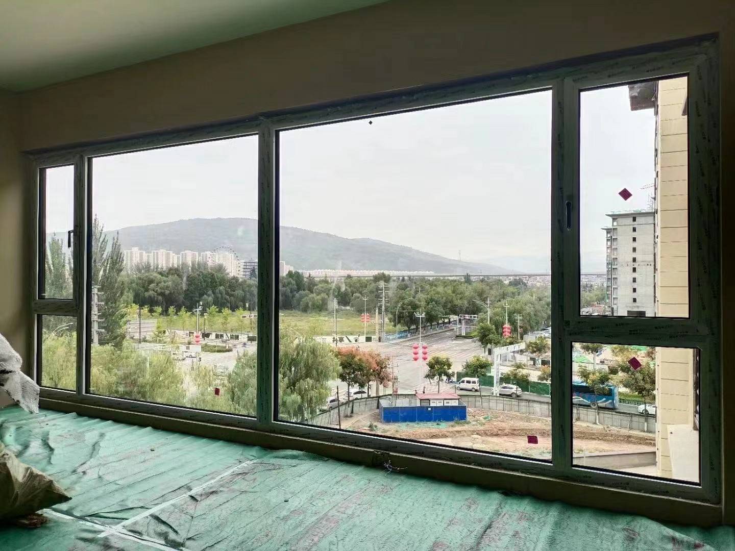 洛阳6米长的封阳台落地窗,必须用壁厚2.