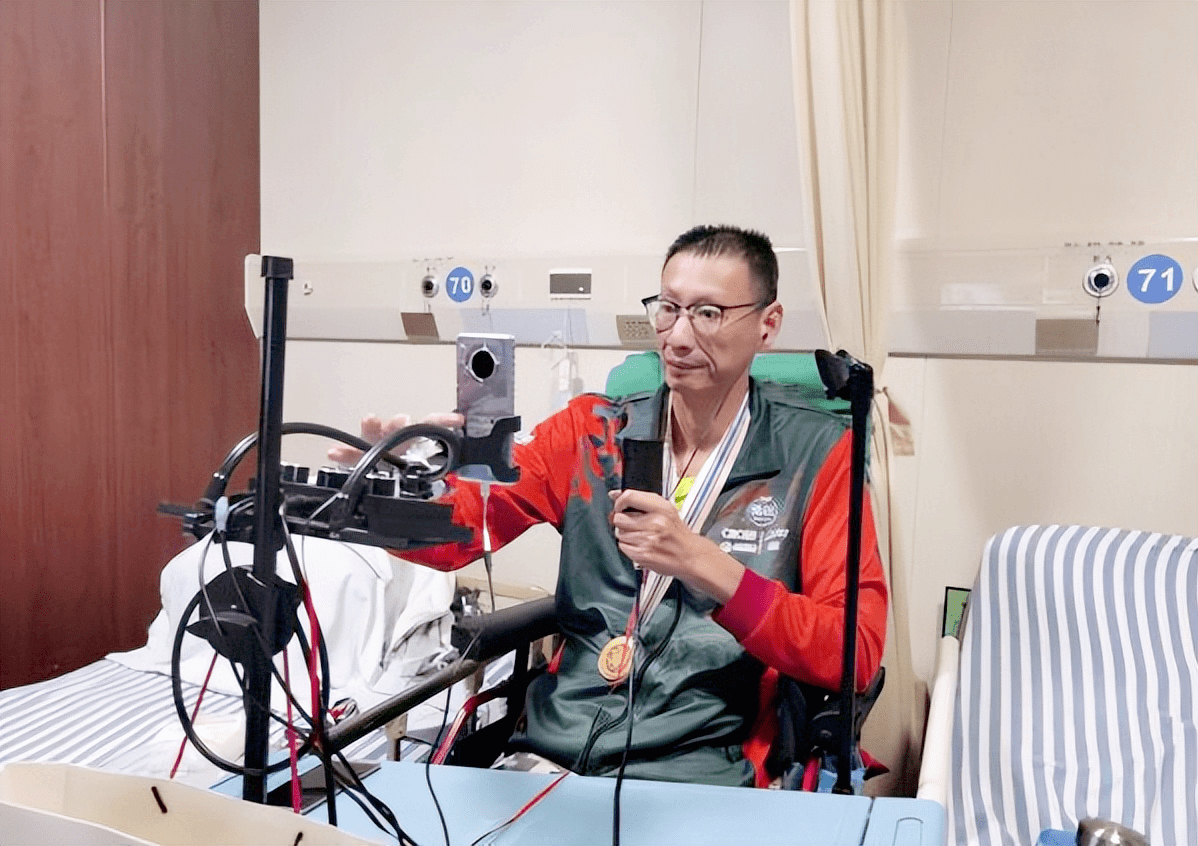 排球名将郑亮:离婚卧病在床,恩师王家卫讲解人生_中国男排_日本队