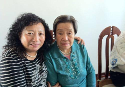 "新型退休压力"来了,六旬女儿怒骂八旬老母:你就是个累赘_阿姨_生活