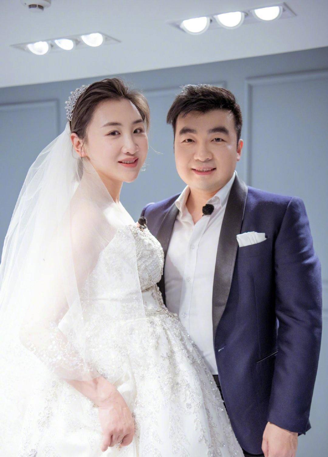 何雯娜在婆家不受待见,未婚先孕是占最主要原因_梁超_婚礼_婆婆