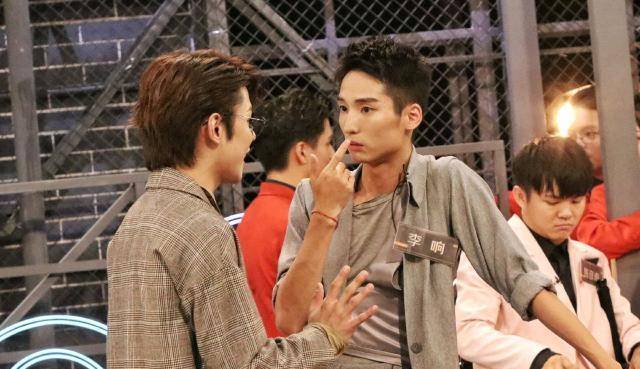 李响跟王晨艺学街舞,悟性太高跳成了大秧歌……_流量_刘迦_实力