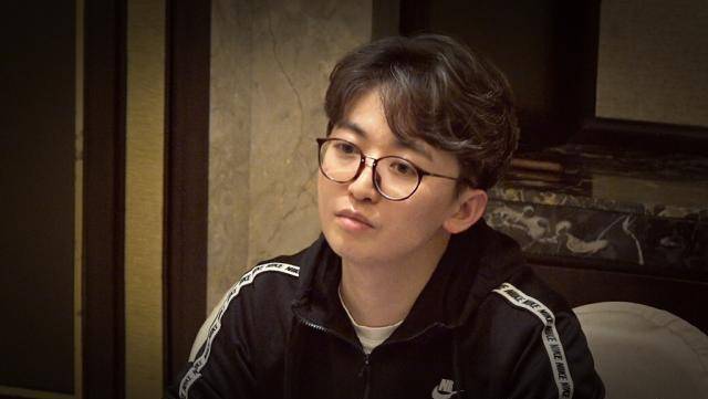 姚译添不再担任总导演,跑男这个重担将会落在谁身上,我们一起等待新