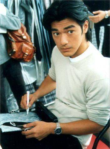 成龙索要地址,金城武投诉对方,潘玮珀干脆结婚_潘玮柏_时候