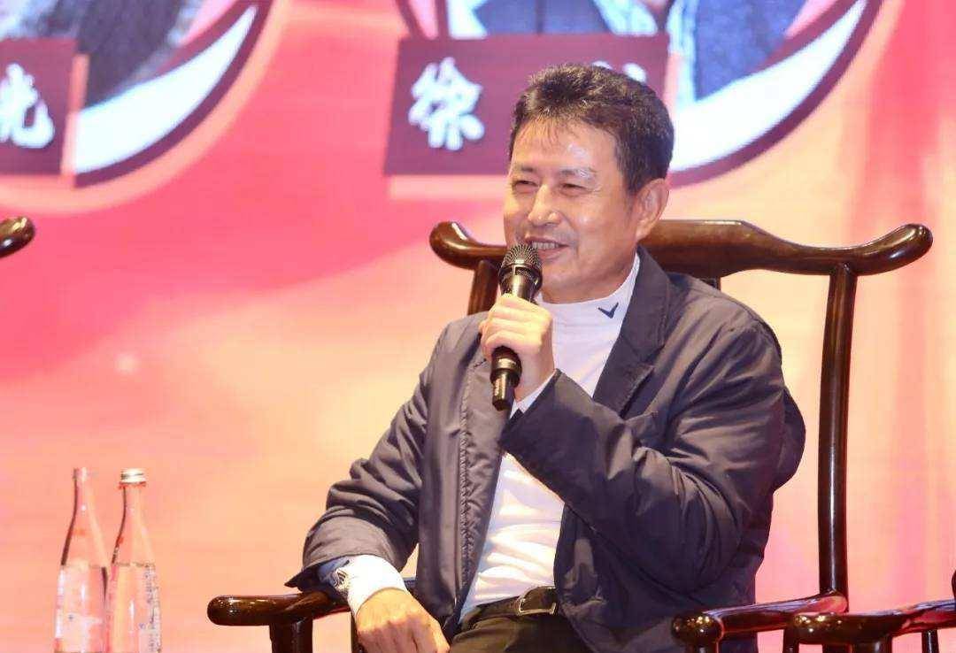 回忆第一次夺世界冠军,姑娘们还凑钱给他发奖金_中国女排_陈忠和_比赛